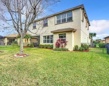 11931 Sw Crestwood Circle - Photo Thumbnail 28
