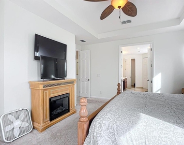 11931 Sw Crestwood Circle - Photo Thumbnail 21