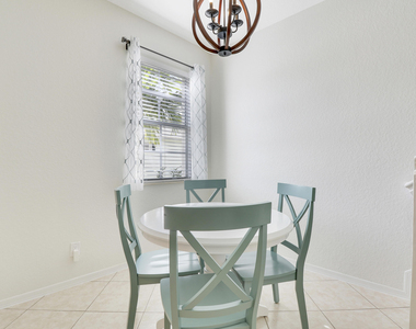 123 E Thatch Palm Circle - Photo Thumbnail 10