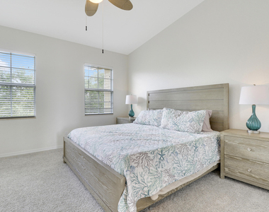 123 E Thatch Palm Circle - Photo Thumbnail 12