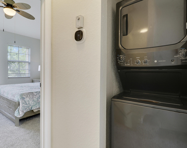 123 E Thatch Palm Circle - Photo Thumbnail 20