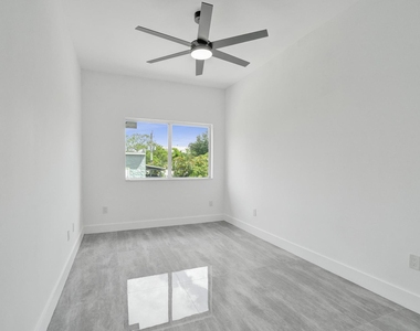 1215 W Las Olas Boulevard - Photo Thumbnail 22