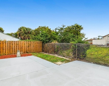 510 56th Street - Photo Thumbnail 4