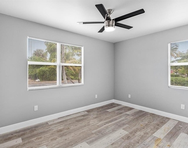 510 56th Street - Photo Thumbnail 13