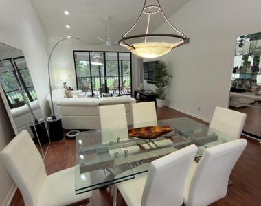 7473 Glendevon Lane - Photo Thumbnail 21
