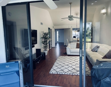 7473 Glendevon Lane - Photo Thumbnail 26