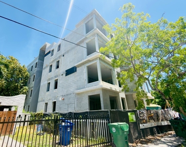 259 Nw 33rd Street - Photo Thumbnail 1
