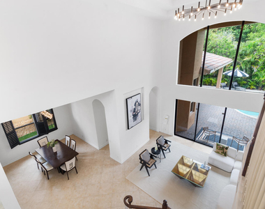 544 Edgebrook Lane - Photo Thumbnail 32
