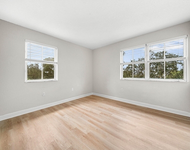 1008 Sw Shoma Drive - Photo Thumbnail 17