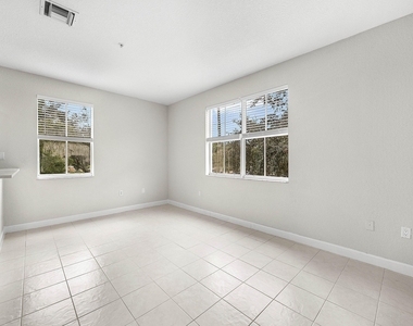 1008 Sw Shoma Drive - Photo Thumbnail 8