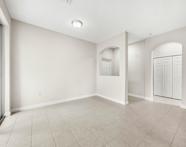 1008 Sw Shoma Drive - Photo Thumbnail 6
