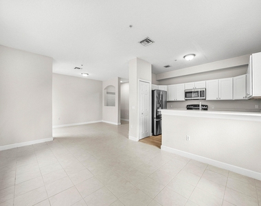 1008 Sw Shoma Drive - Photo Thumbnail 10