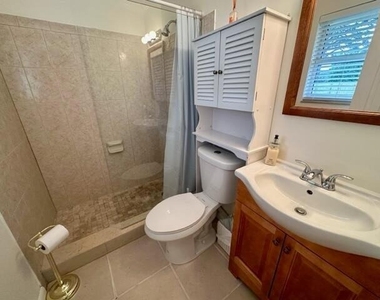 4292 Birdwood Street - Photo Thumbnail 7