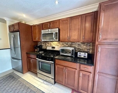 4292 Birdwood Street - Photo Thumbnail 5