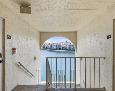 4452 Ne Ocean Boulevard - Photo Thumbnail 2