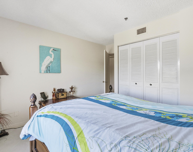 4452 Ne Ocean Boulevard - Photo Thumbnail 18