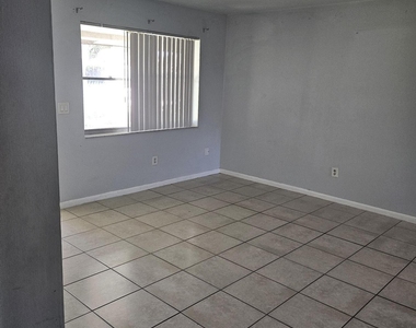 1002 Mcintosh Street - Photo Thumbnail 10