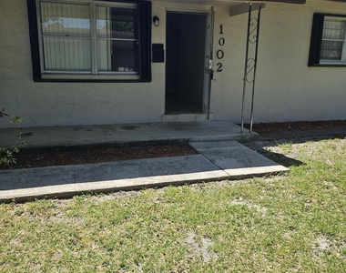 1002 Mcintosh Street - Photo Thumbnail 1