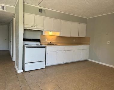 5141 Shenandoah Avenue - Photo Thumbnail 3