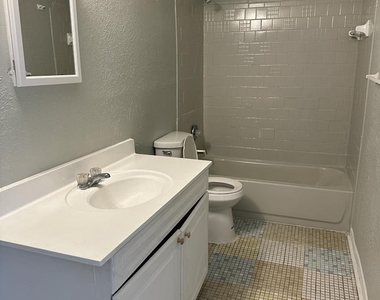 5141 Shenandoah Avenue - Photo Thumbnail 5
