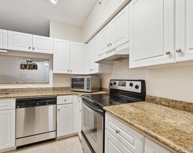2120 Tuscany Way - Photo Thumbnail 2