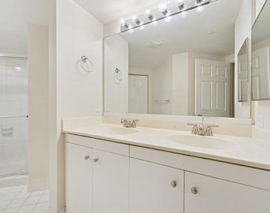 2120 Tuscany Way - Photo Thumbnail 6