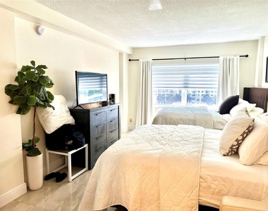 2900 Ne 30th Street - Photo Thumbnail 10