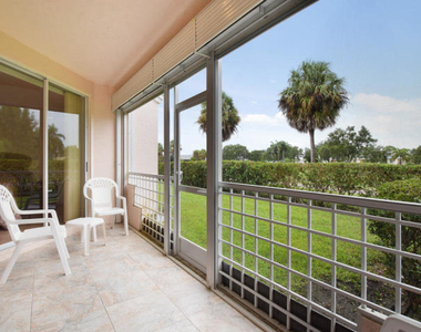 101 Muirfield Court - Photo Thumbnail 2