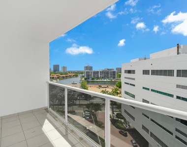 3725 S Ocean Drive - Photo Thumbnail 1