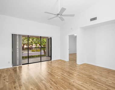 206 Congressional Way - Photo Thumbnail 9