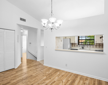 206 Congressional Way - Photo Thumbnail 10