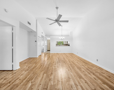 206 Congressional Way - Photo Thumbnail 6