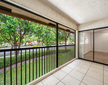 206 Congressional Way - Photo Thumbnail 25