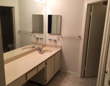 9801 Nw 1st Court - Photo Thumbnail 8