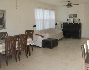 4070 Nw 91st Terrace - Photo Thumbnail 16