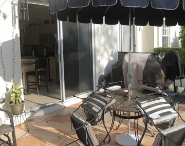 4070 Nw 91st Terrace - Photo Thumbnail 5