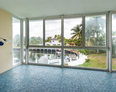 3333 Ne 36th Street - Photo Thumbnail 1