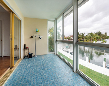 3333 Ne 36th Street - Photo Thumbnail 2