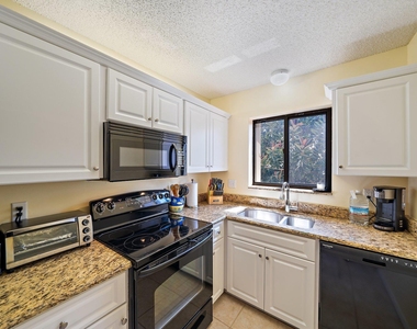 860 Bella Vista Court S - Photo Thumbnail 14