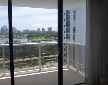 3701 N Country Club Drive - Photo Thumbnail 3