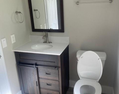 11627 Nw 35th Court - Photo Thumbnail 17