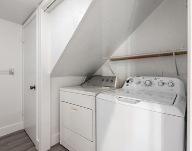 471 Kirk Road - Photo Thumbnail 10