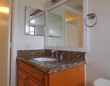 1500 Windorah Way - Photo Thumbnail 12