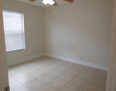 1500 Windorah Way - Photo Thumbnail 9