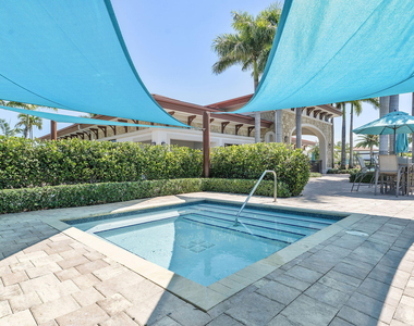 3253 W 106th Terrace - Photo Thumbnail 41