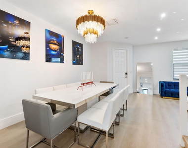 3253 W 106th Terrace - Photo Thumbnail 7