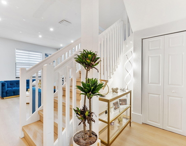 3253 W 106th Terrace - Photo Thumbnail 19