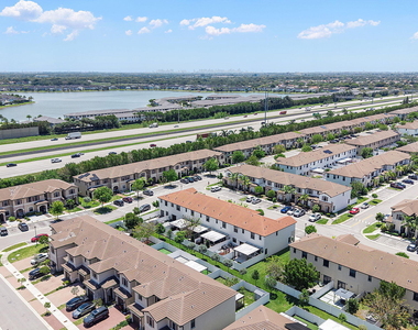 3253 W 106th Terrace - Photo Thumbnail 43