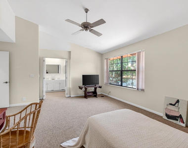 7865 La Mirada Drive - Photo Thumbnail 36