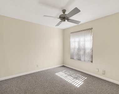 7865 La Mirada Drive - Photo Thumbnail 41
